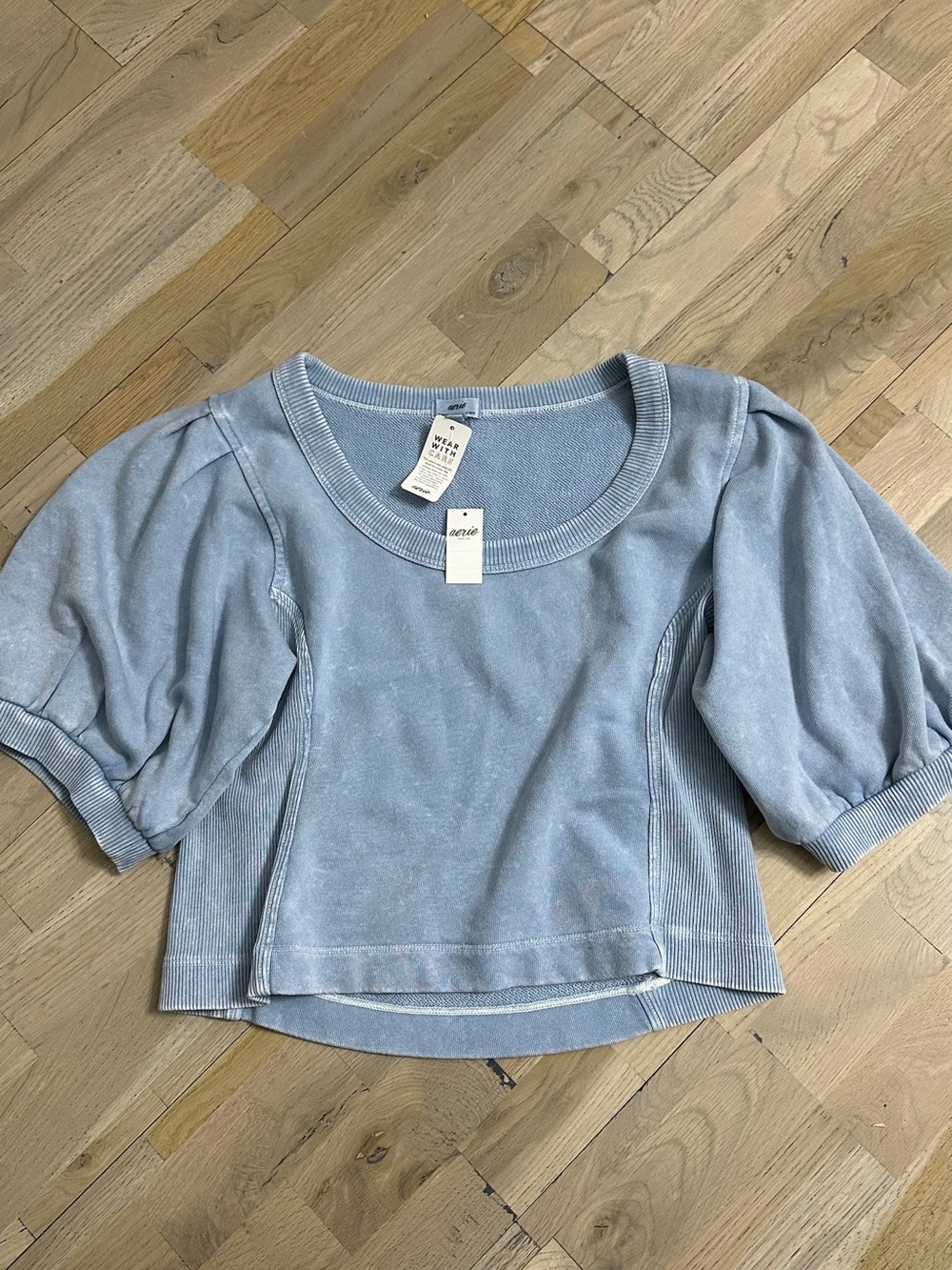 NWT aerie Washed Light Blue Puff-Sleeve dusty Cropped Top | M